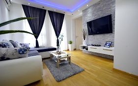 Clean&Cozy Apartments Novi Beograd